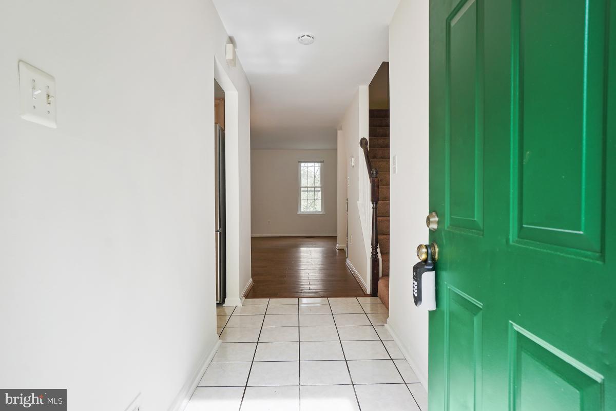 GARRETT FOREST - Residential Lease