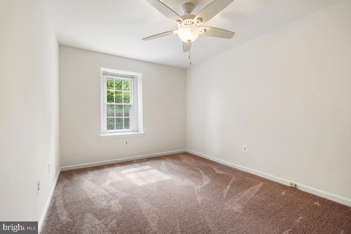 GARRETT FOREST - Residential Lease