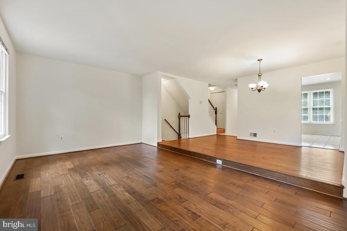 GARRETT FOREST - Residential Lease