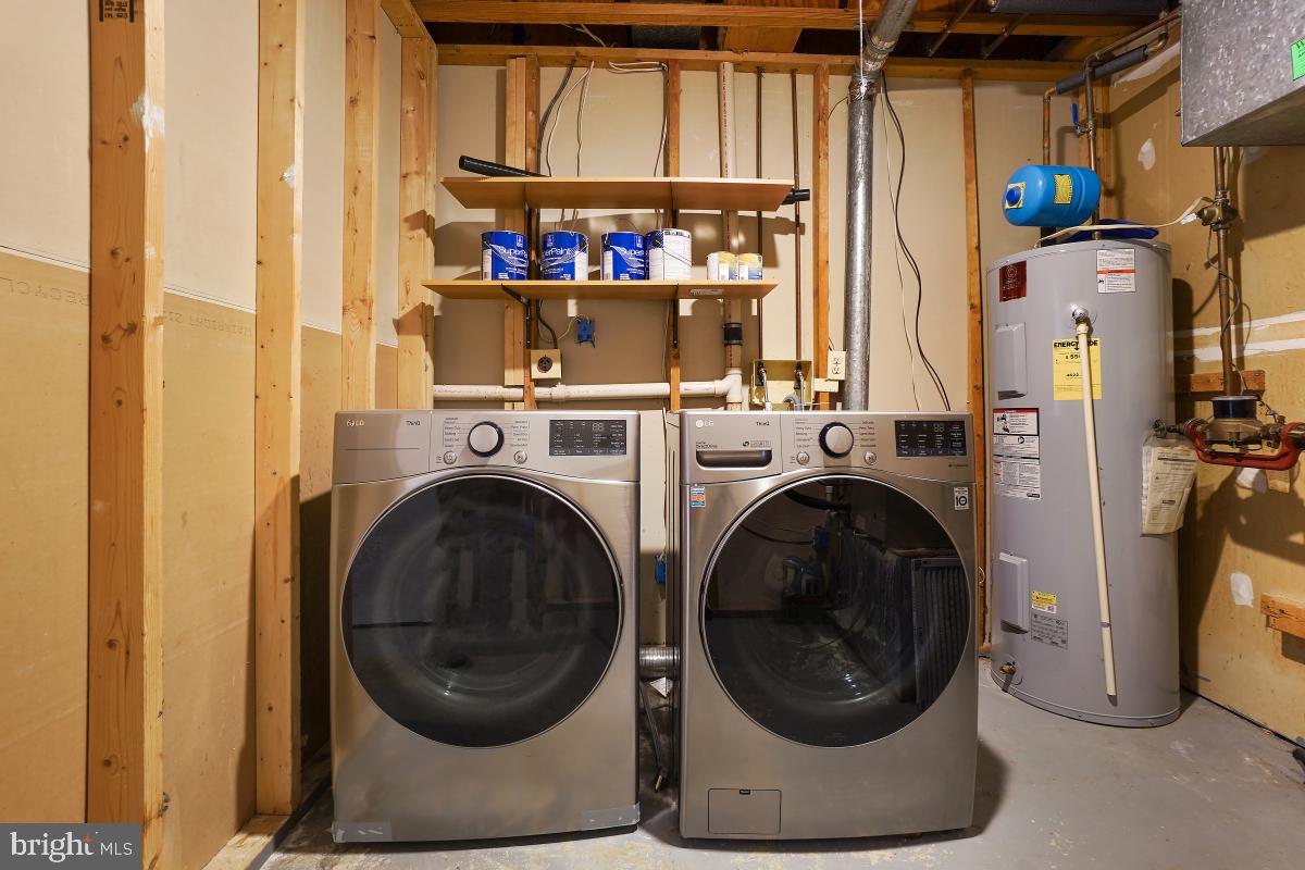 GARRETT FOREST - Residential Lease