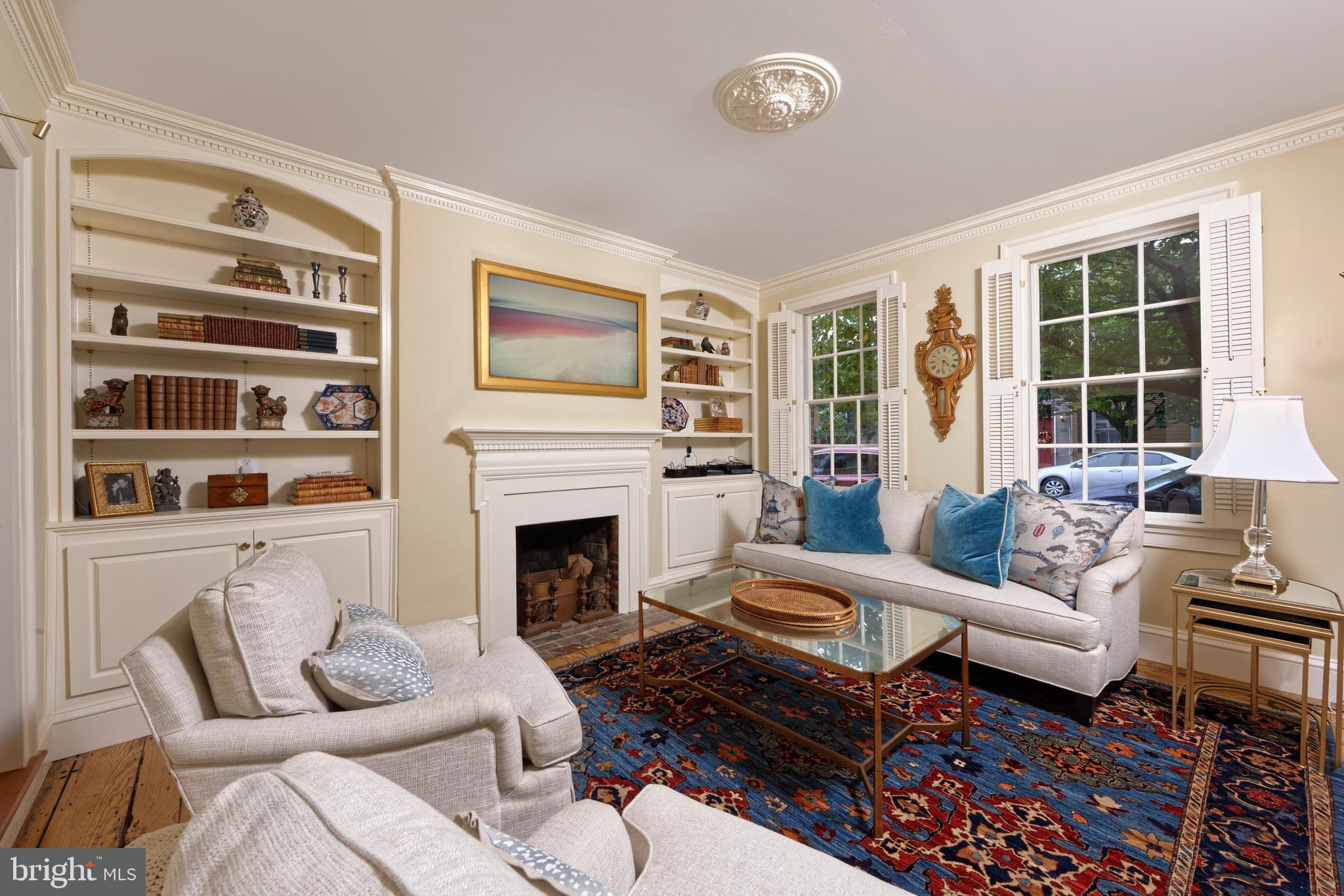 OLD TOWN ALEXANDRIA - Residential