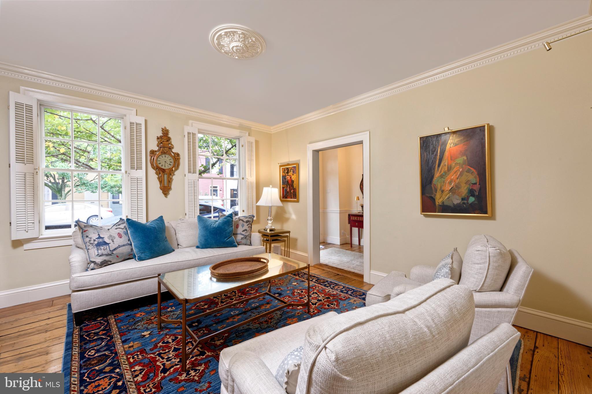 OLD TOWN ALEXANDRIA - Residential