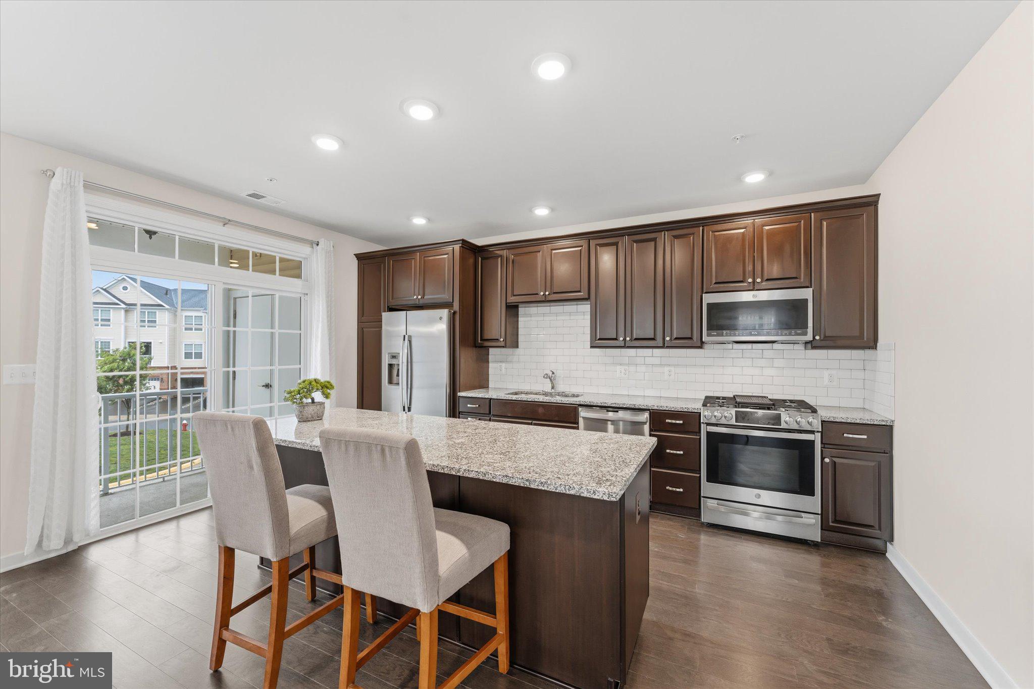 RIDGES AT LOUDOUN VALLEY - Residential
