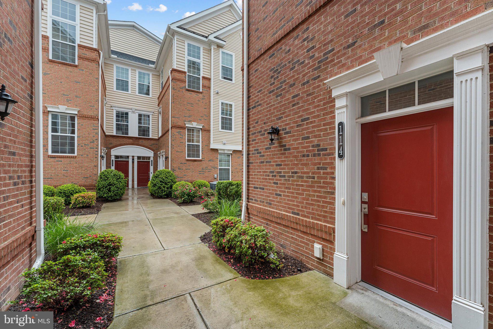 RIDGES AT LOUDOUN VALLEY - Residential