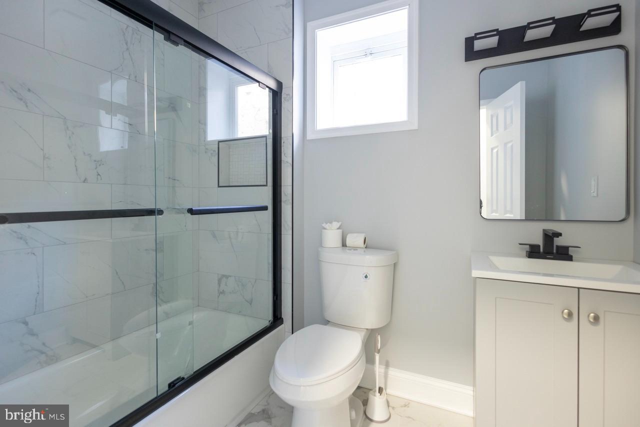 MIDTOWN EDMONDSON - Residential