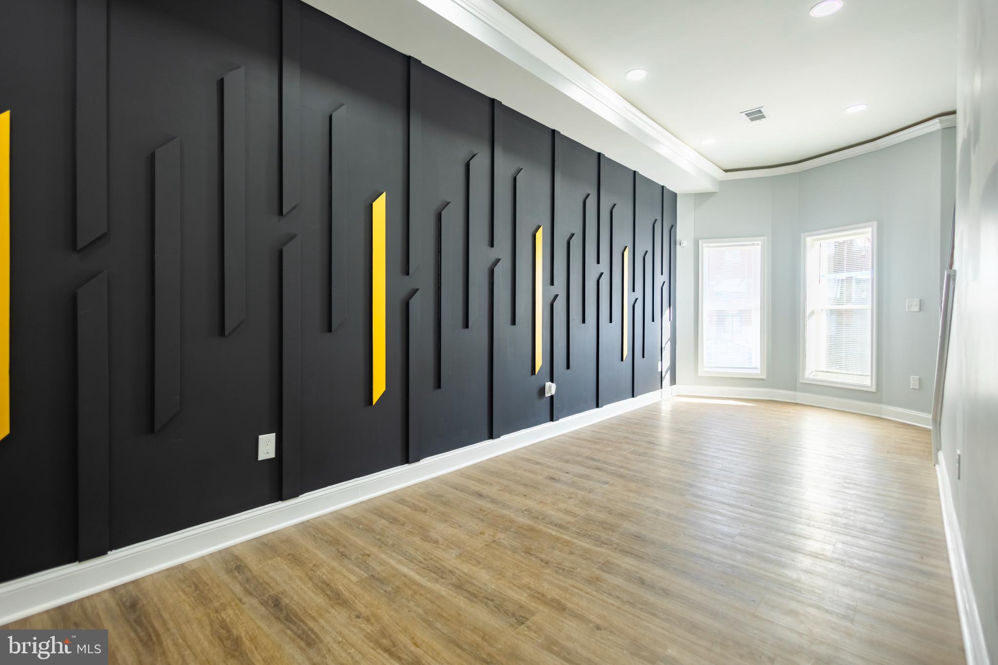 MIDTOWN EDMONDSON - Residential