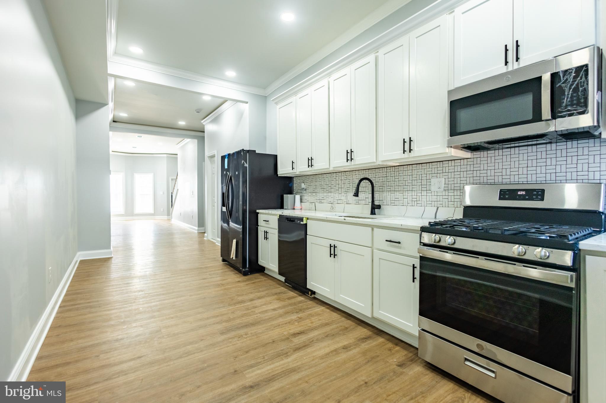 MIDTOWN EDMONDSON - Residential