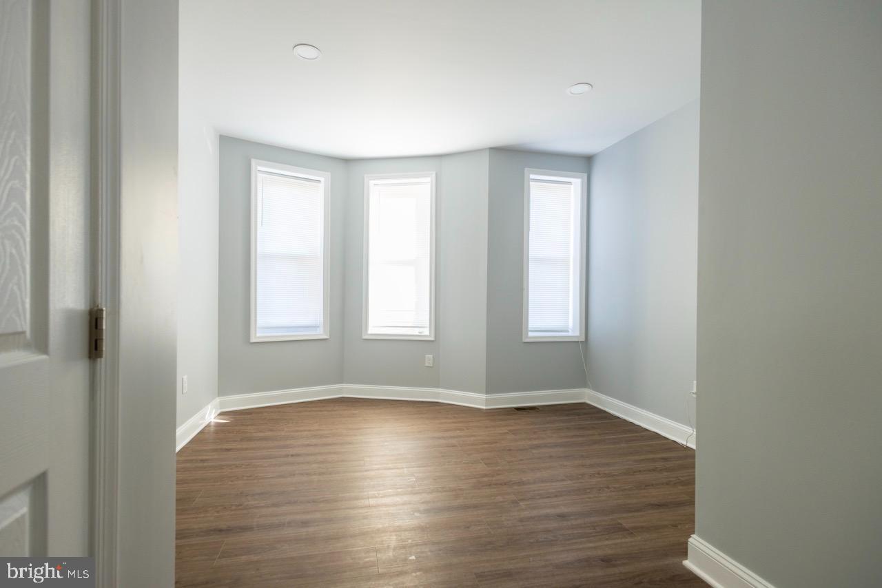 MIDTOWN EDMONDSON - Residential