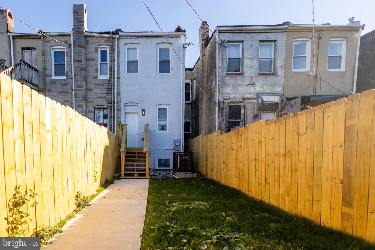 MIDTOWN EDMONDSON - Residential