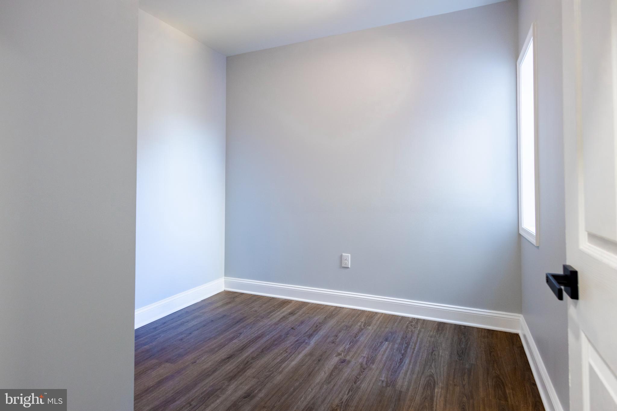 MIDTOWN EDMONDSON - Residential