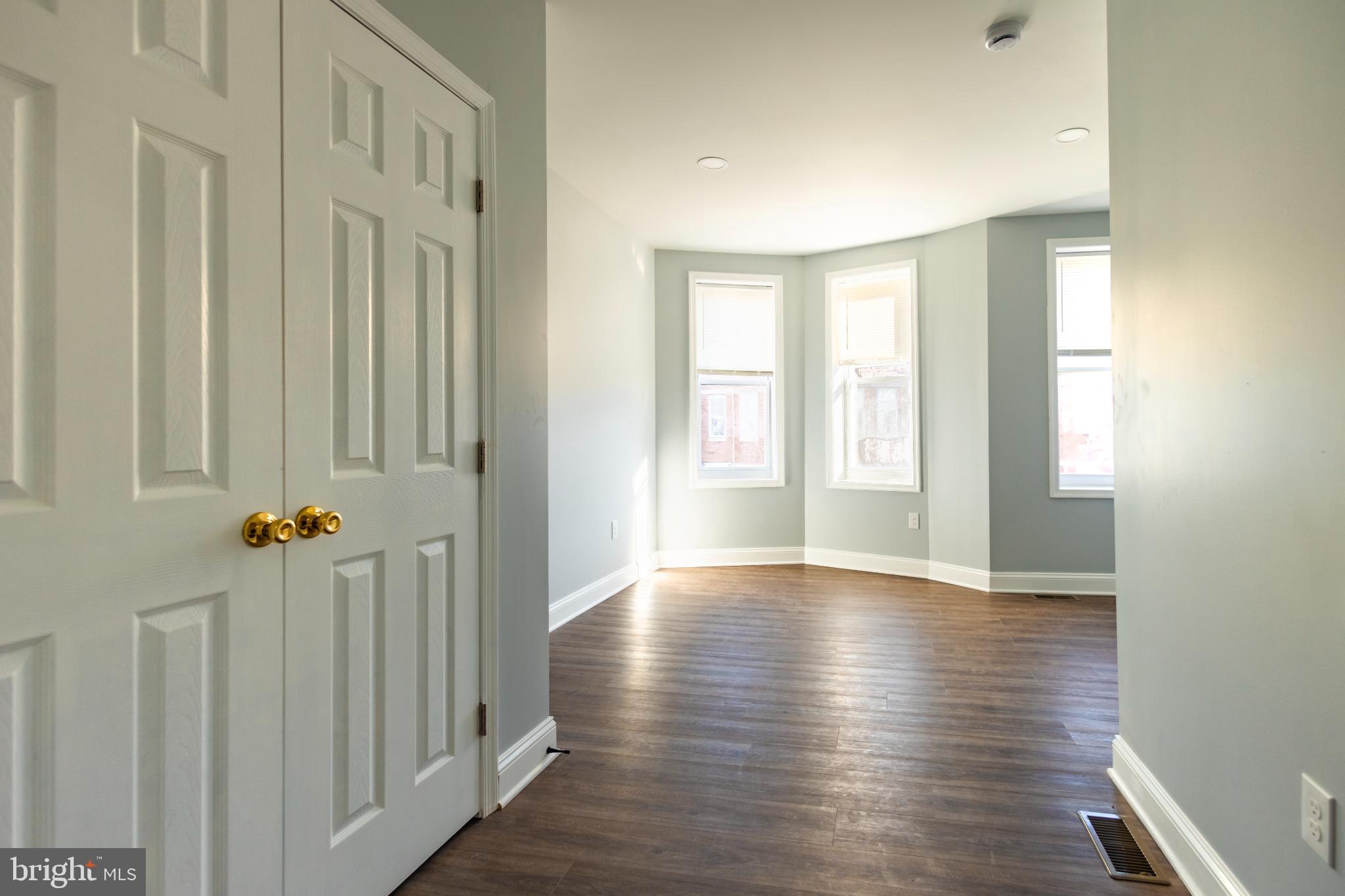 MIDTOWN EDMONDSON - Residential