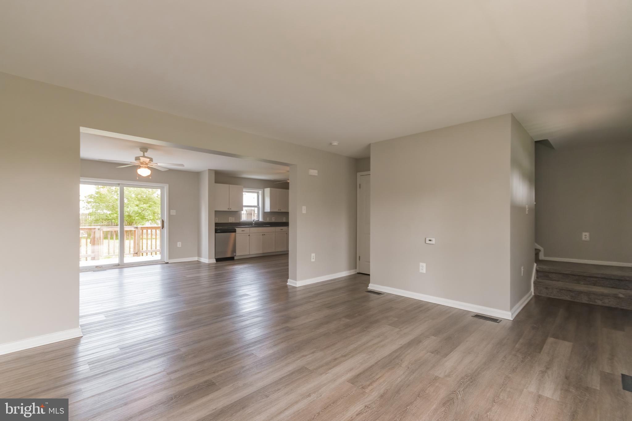 WATERFORD VILLAGE - Residential