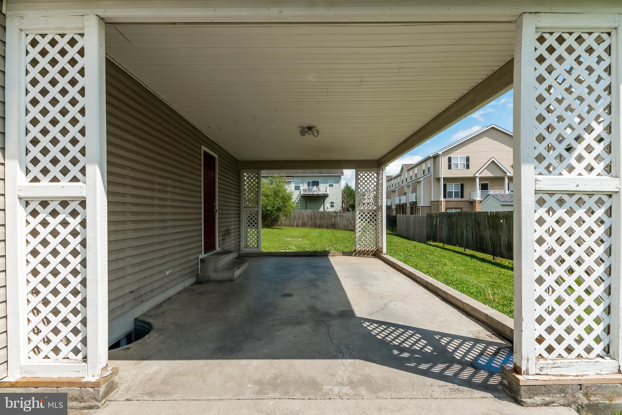 WATERFORD VILLAGE - Residential