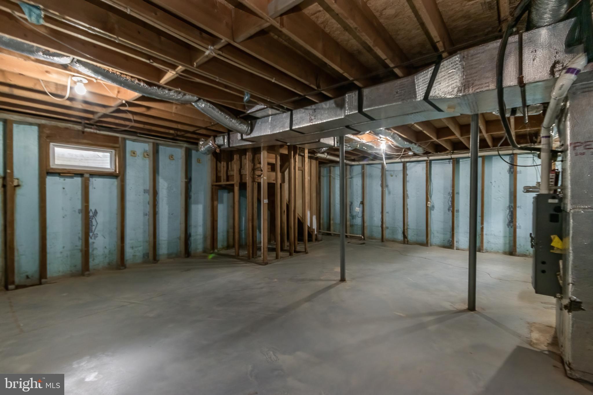 WATERFORD VILLAGE - Residential