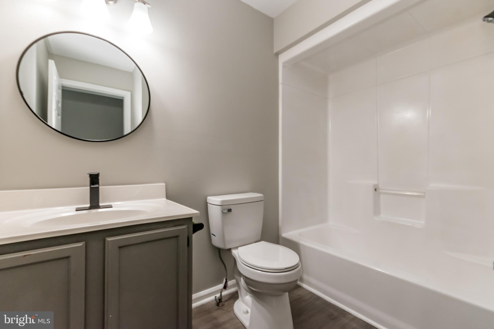 WATERFORD VILLAGE - Residential