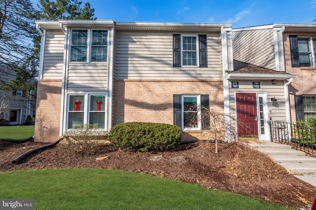 Photo of 102 Meadow Court #102, GLEN MILLS, PA 19342 (MLS # PADE2105580)