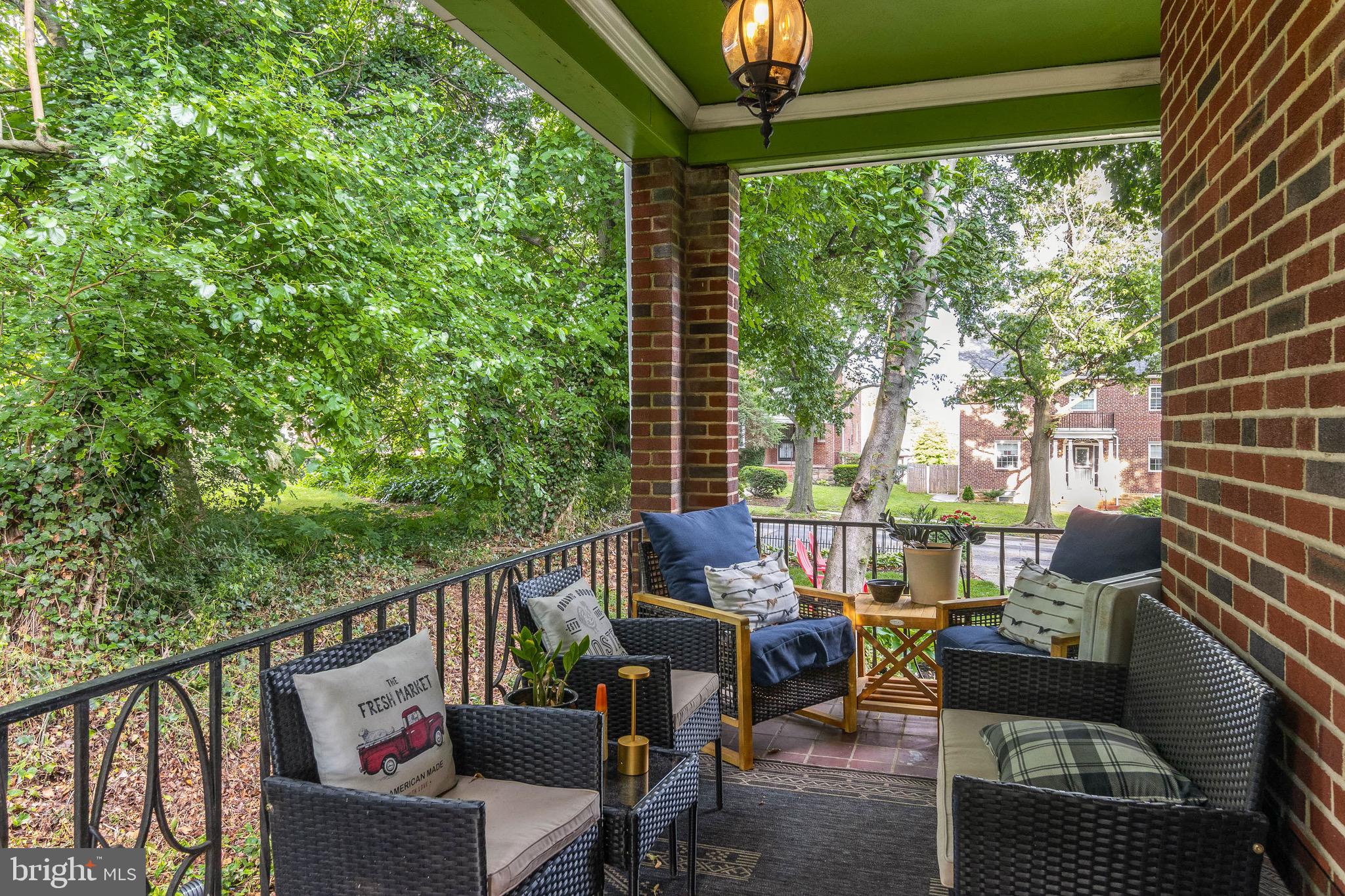 HILTON - Residential