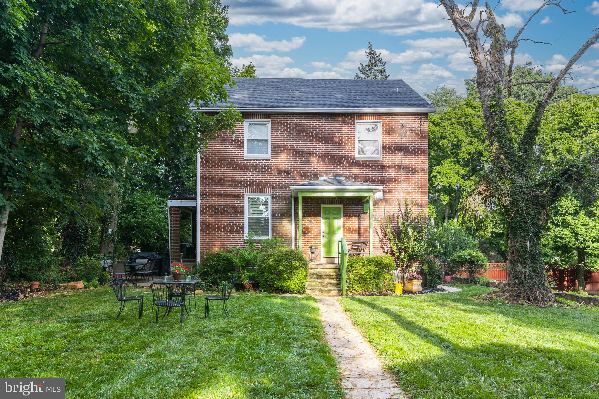 HILTON - Residential