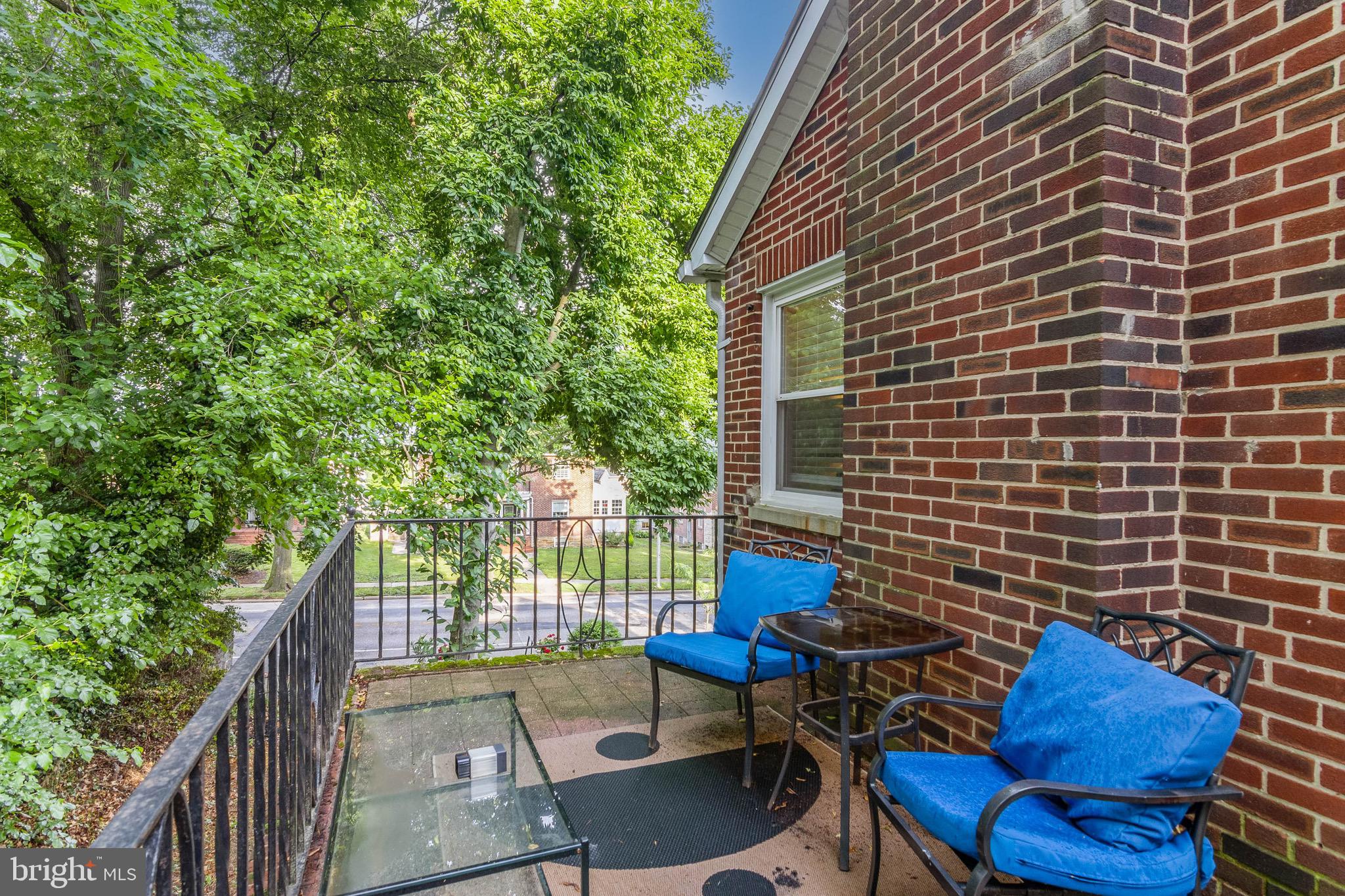 HILTON - Residential