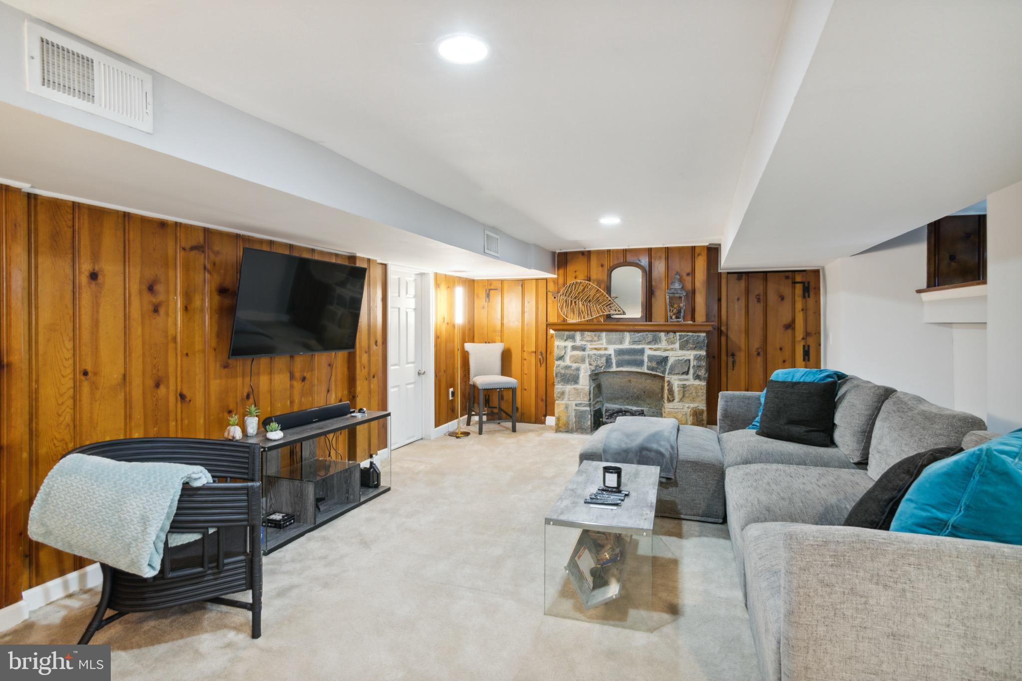 HILTON - Residential