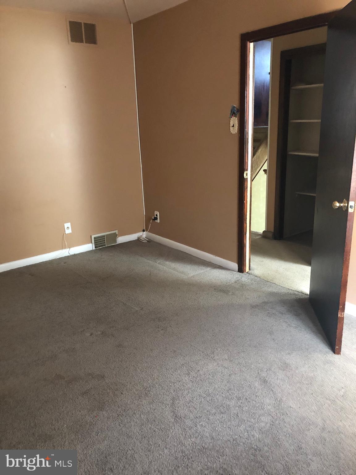 PHILADELPHIA (NORTHEAST) - Residential