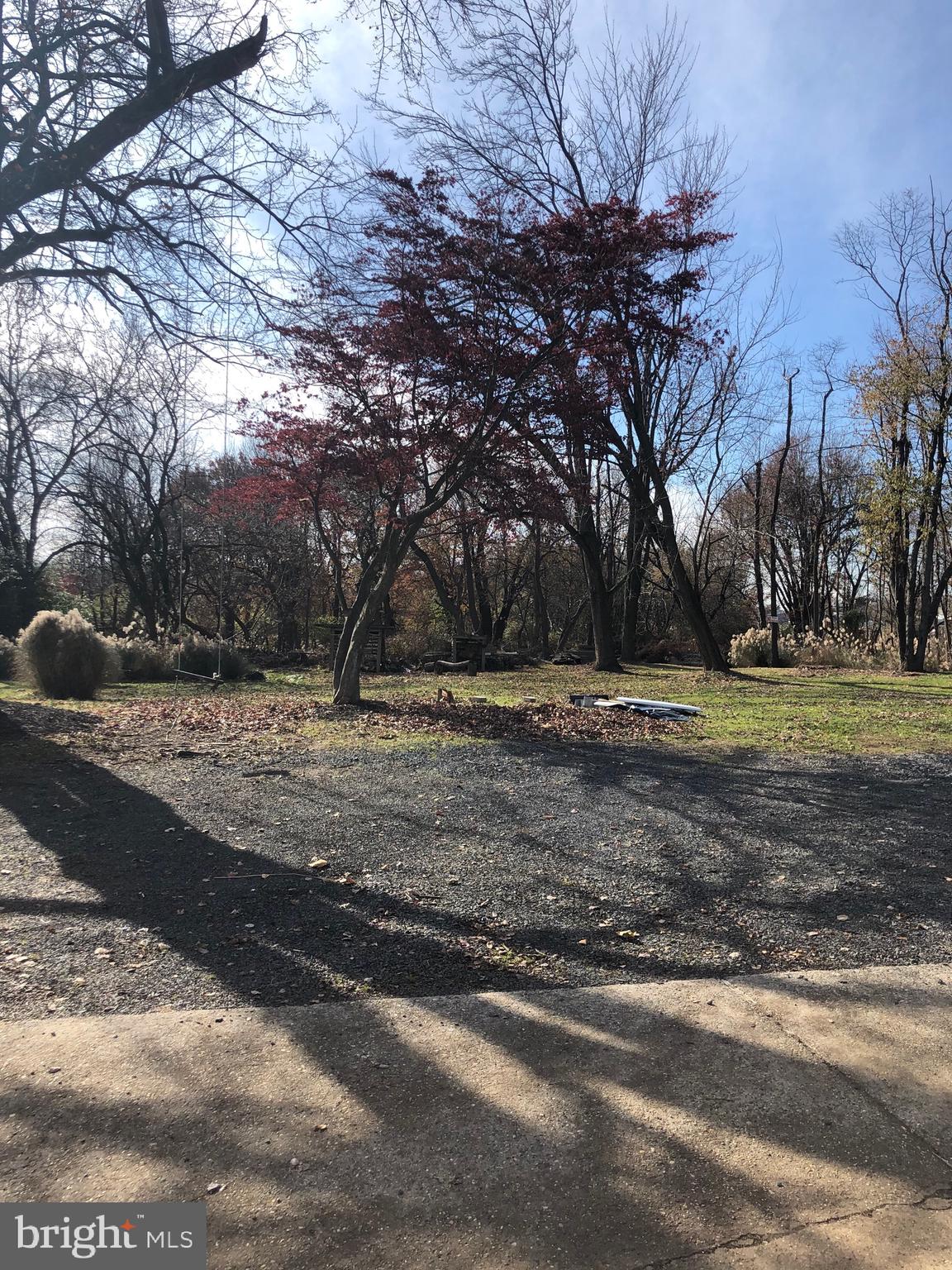 PHILADELPHIA (NORTHEAST) - Residential