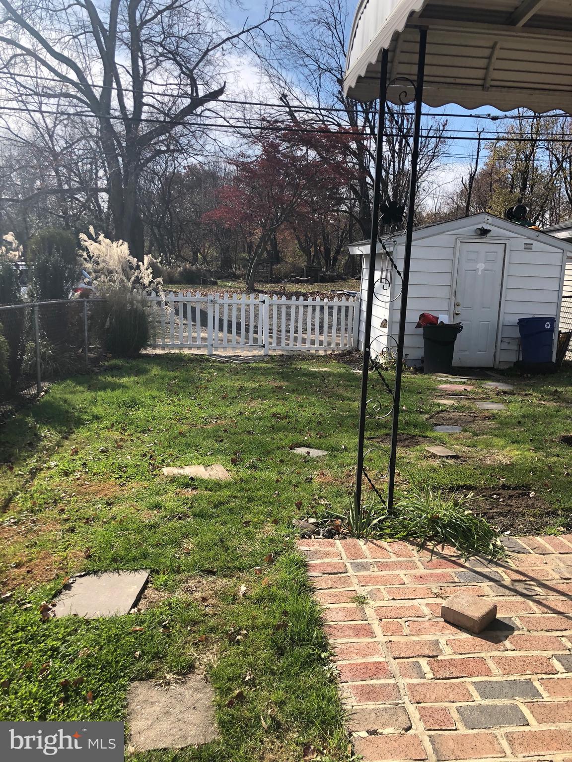 PHILADELPHIA (NORTHEAST) - Residential