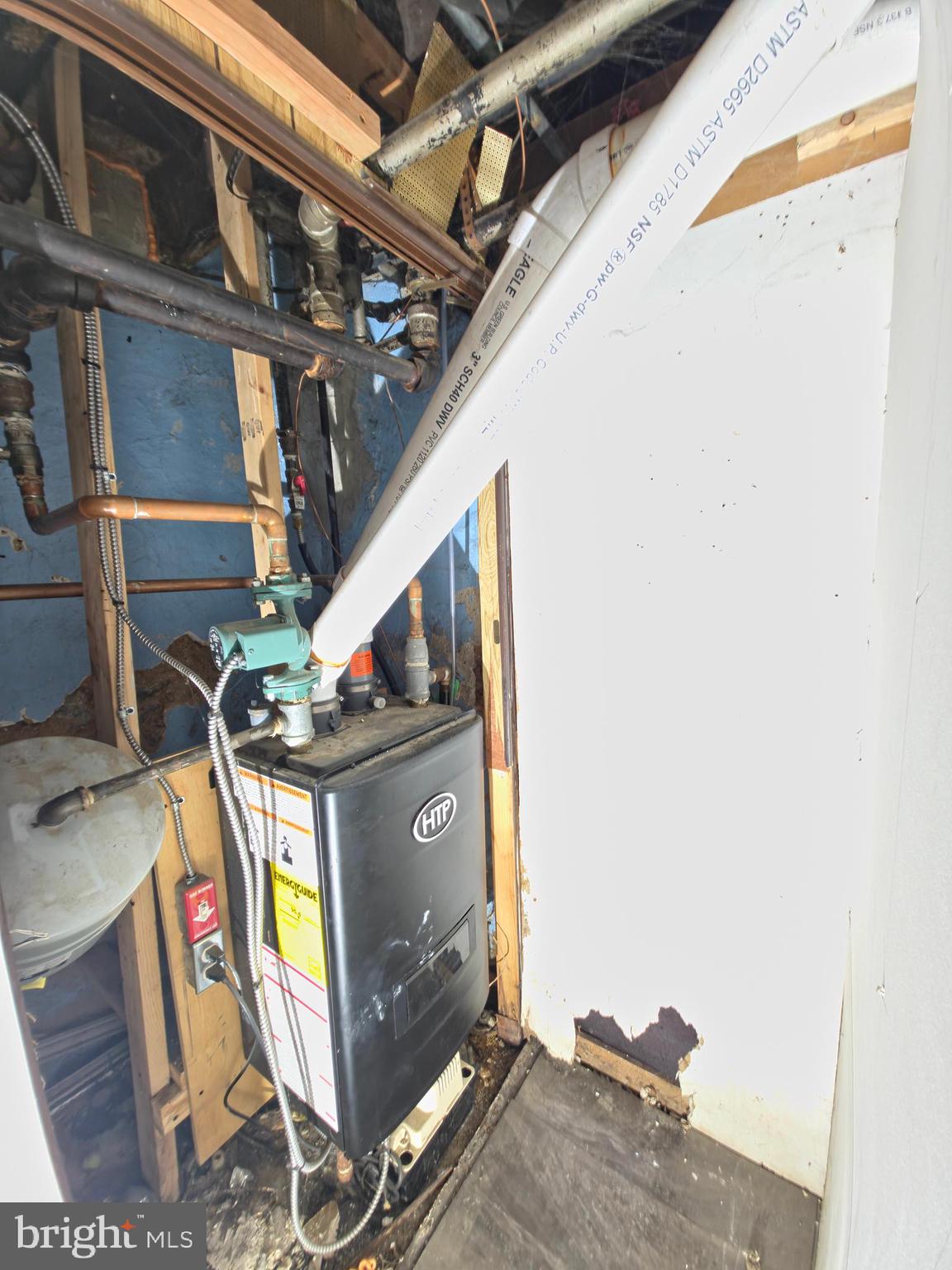 PHILADELPHIA (NORTHEAST) - Residential