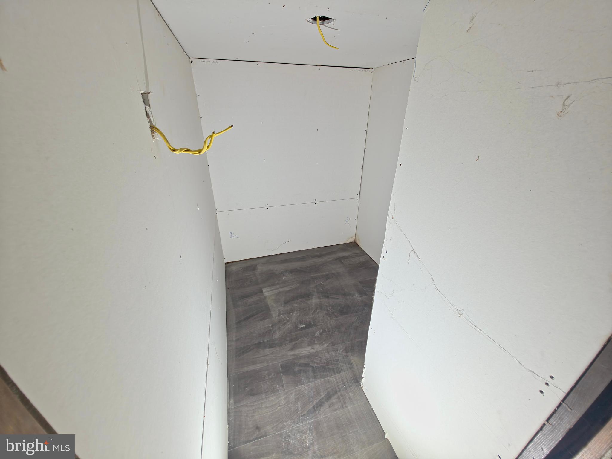 PHILADELPHIA (NORTHEAST) - Residential