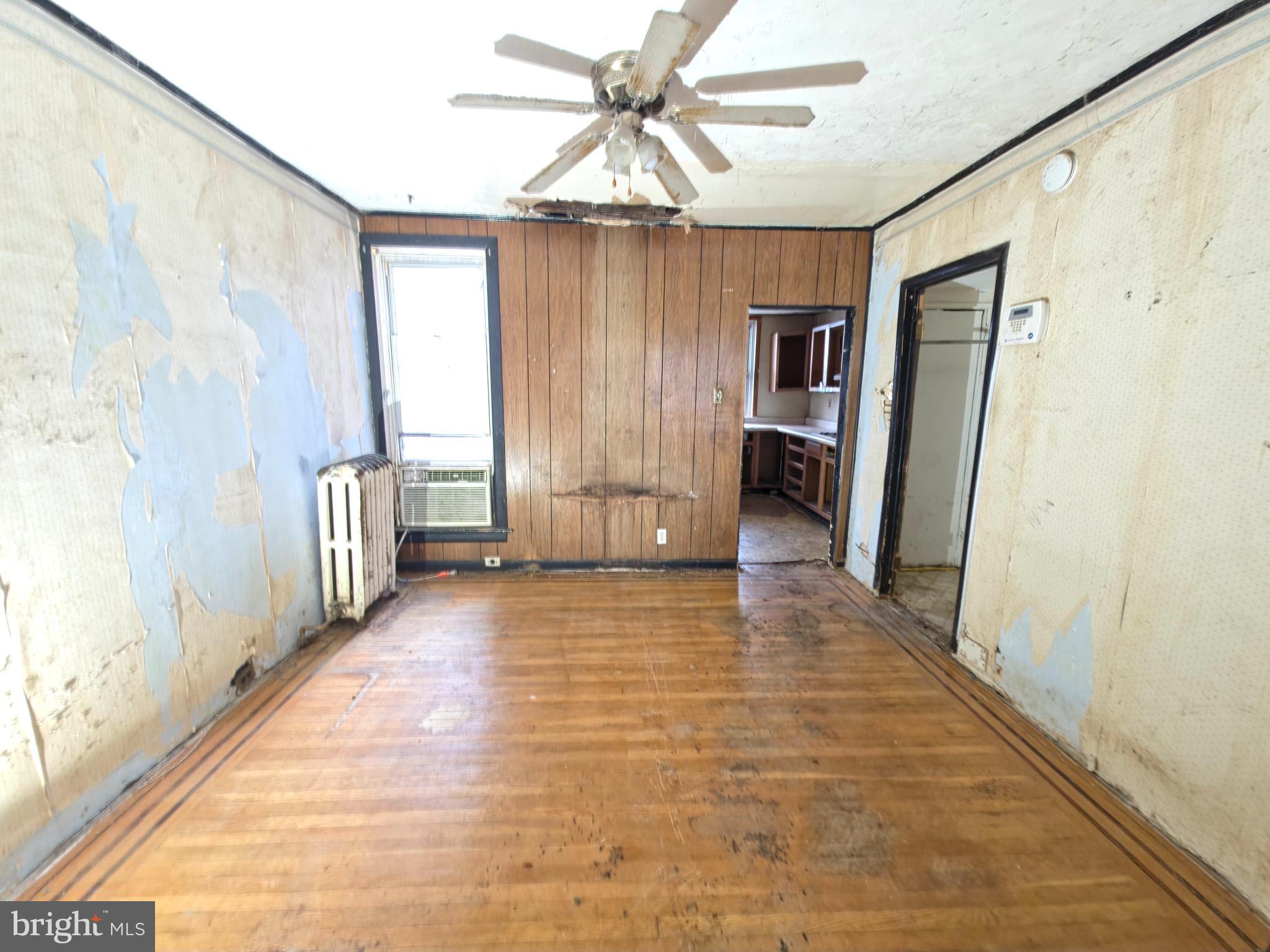 PHILADELPHIA (NORTHEAST) - Residential