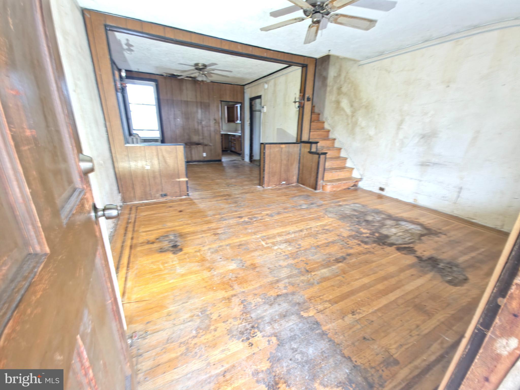 PHILADELPHIA (NORTHEAST) - Residential