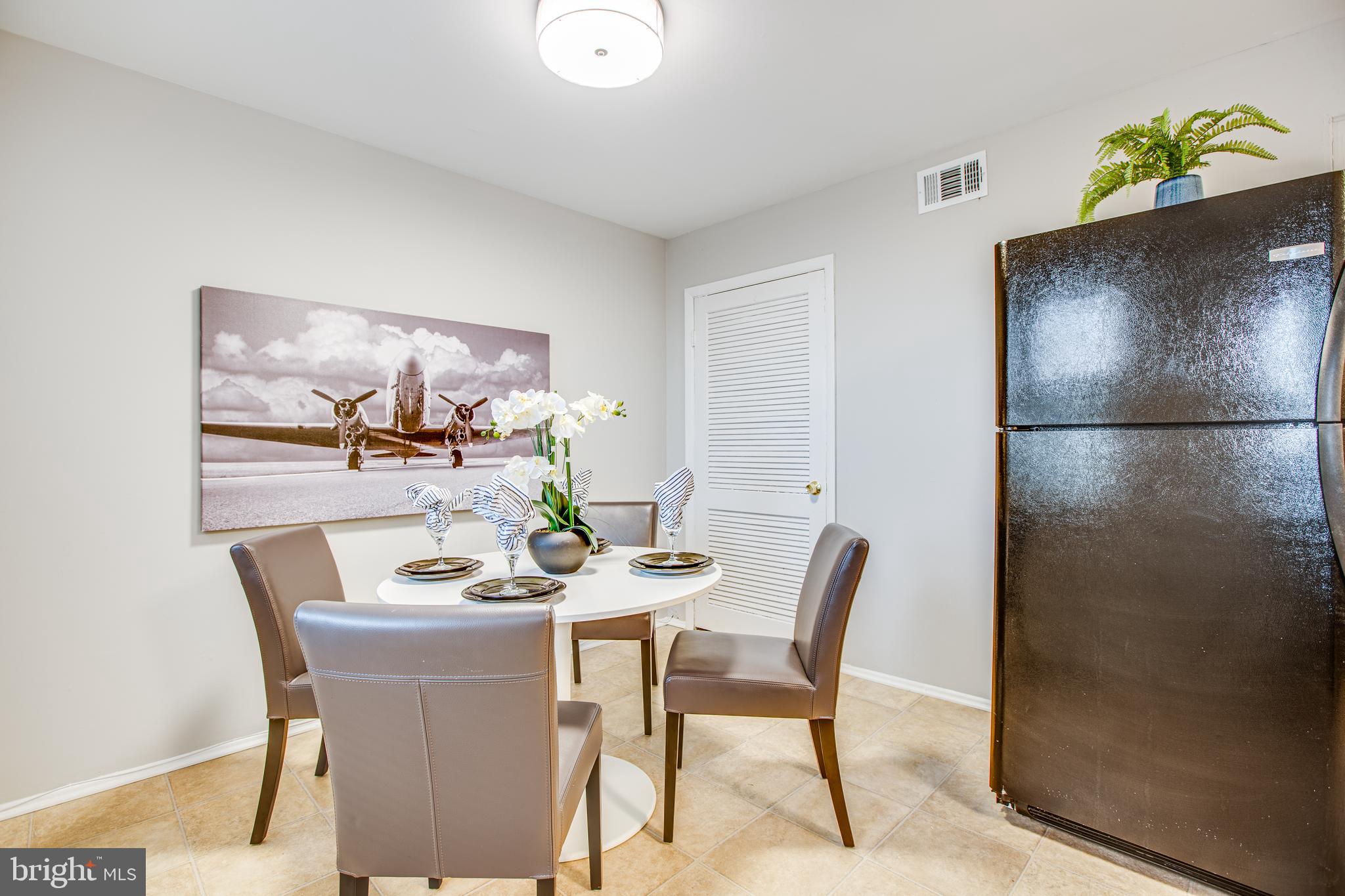 COLONIAL HOMES - Residential