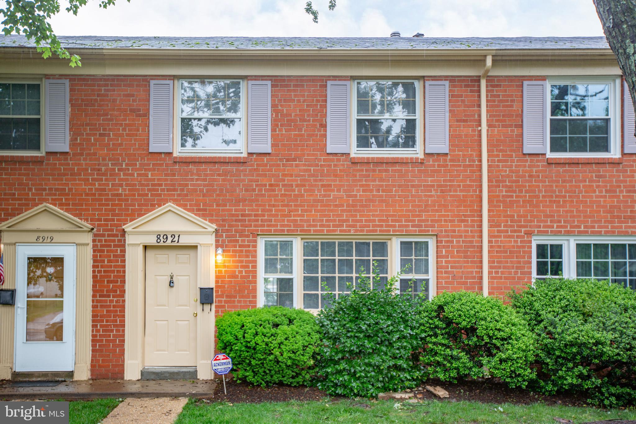 COLONIAL HOMES - Residential