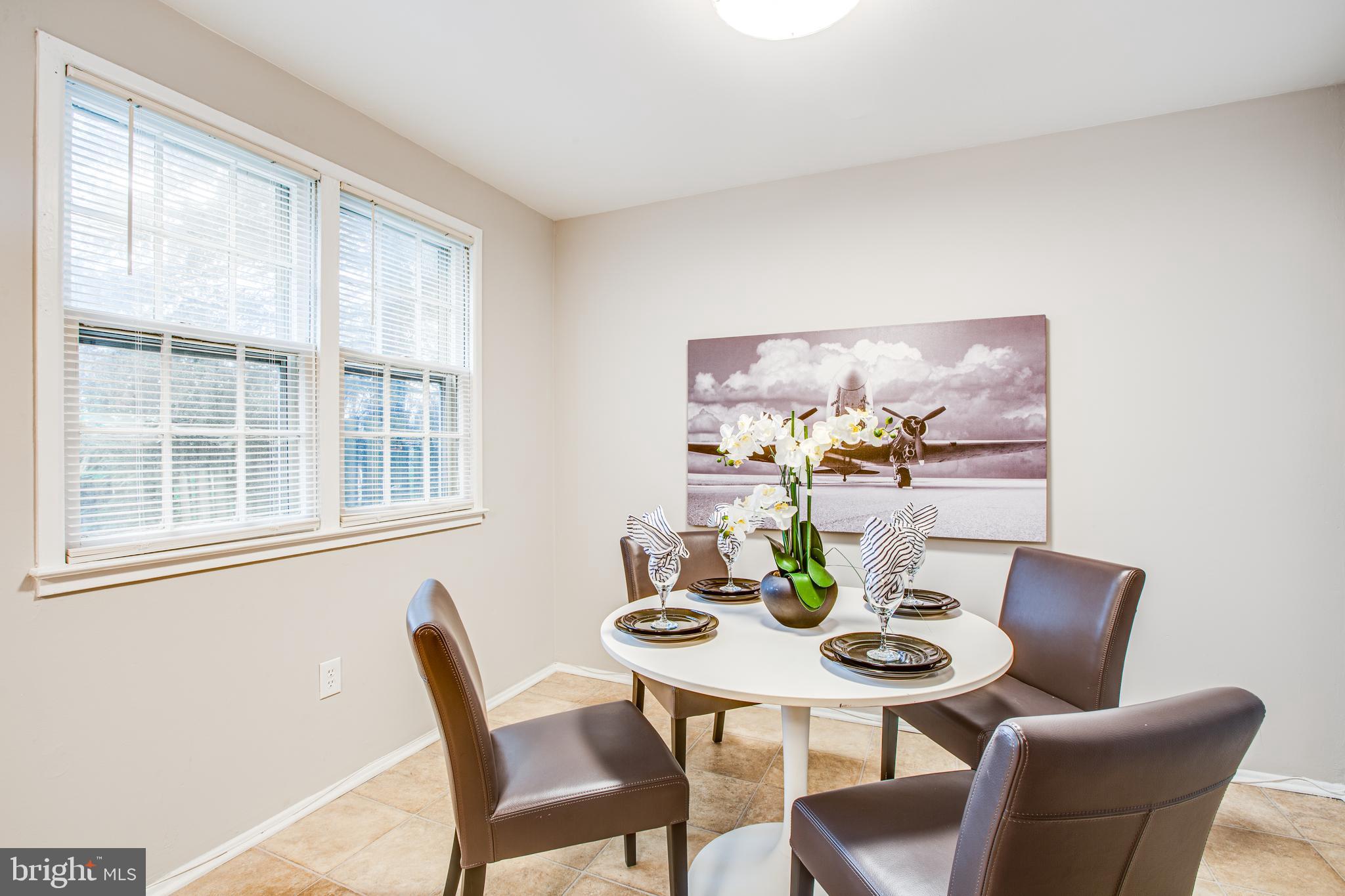 COLONIAL HOMES - Residential