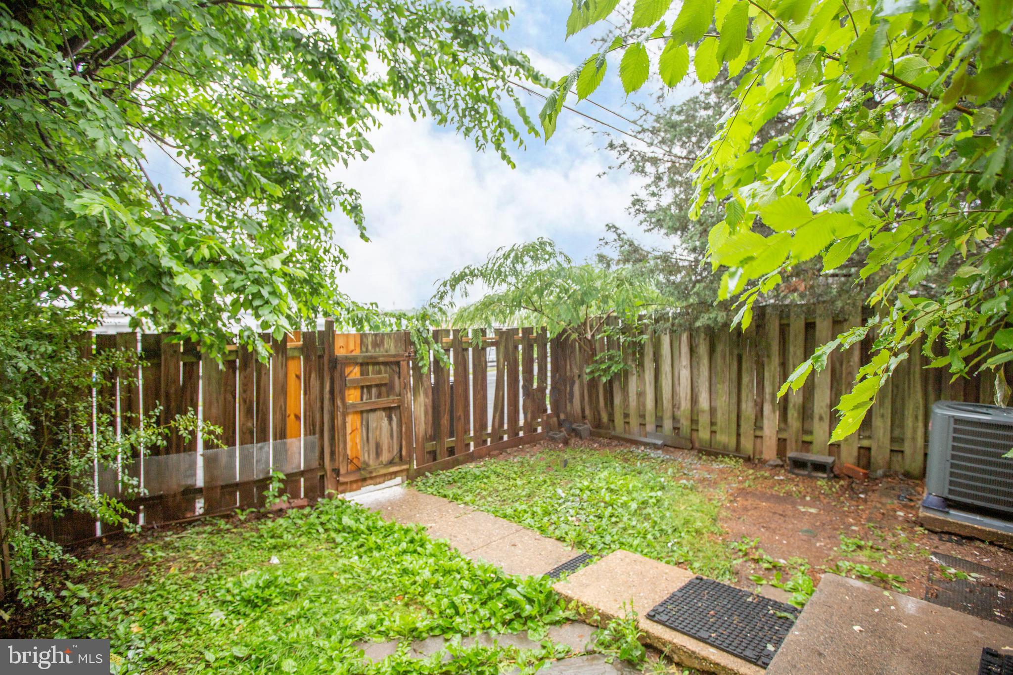 COLONIAL HOMES - Residential