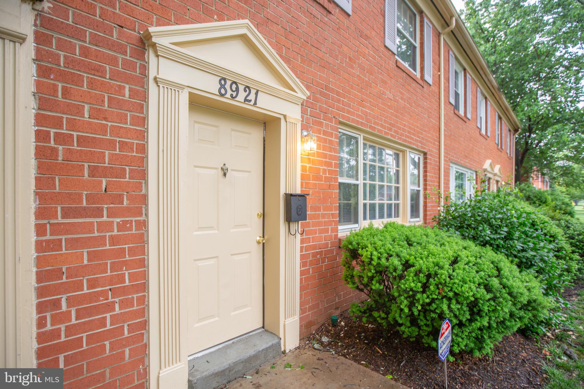 COLONIAL HOMES - Residential