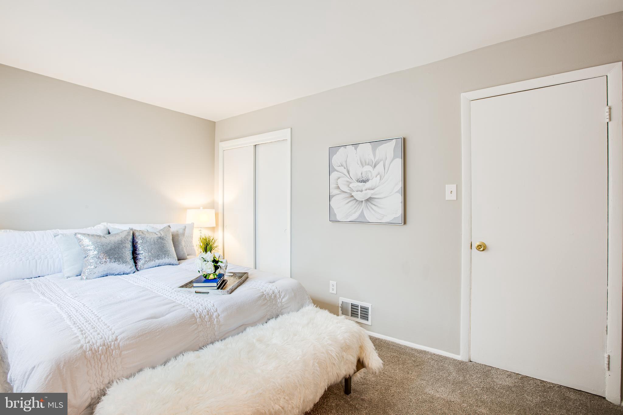 COLONIAL HOMES - Residential