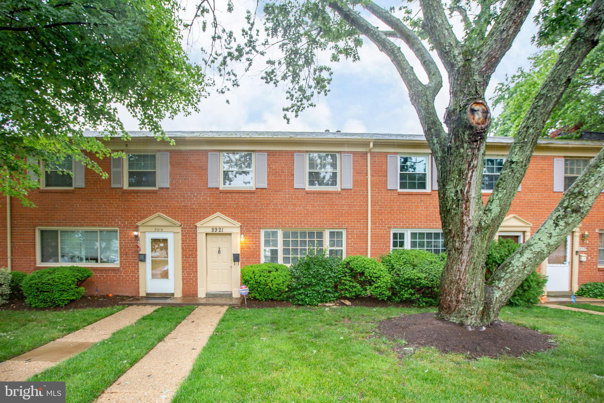 COLONIAL HOMES - Residential