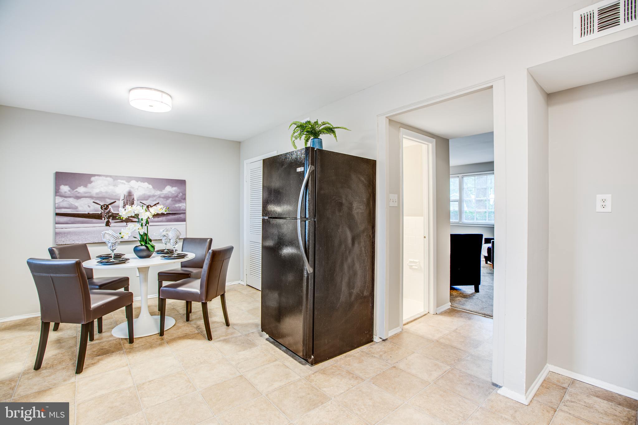 COLONIAL HOMES - Residential