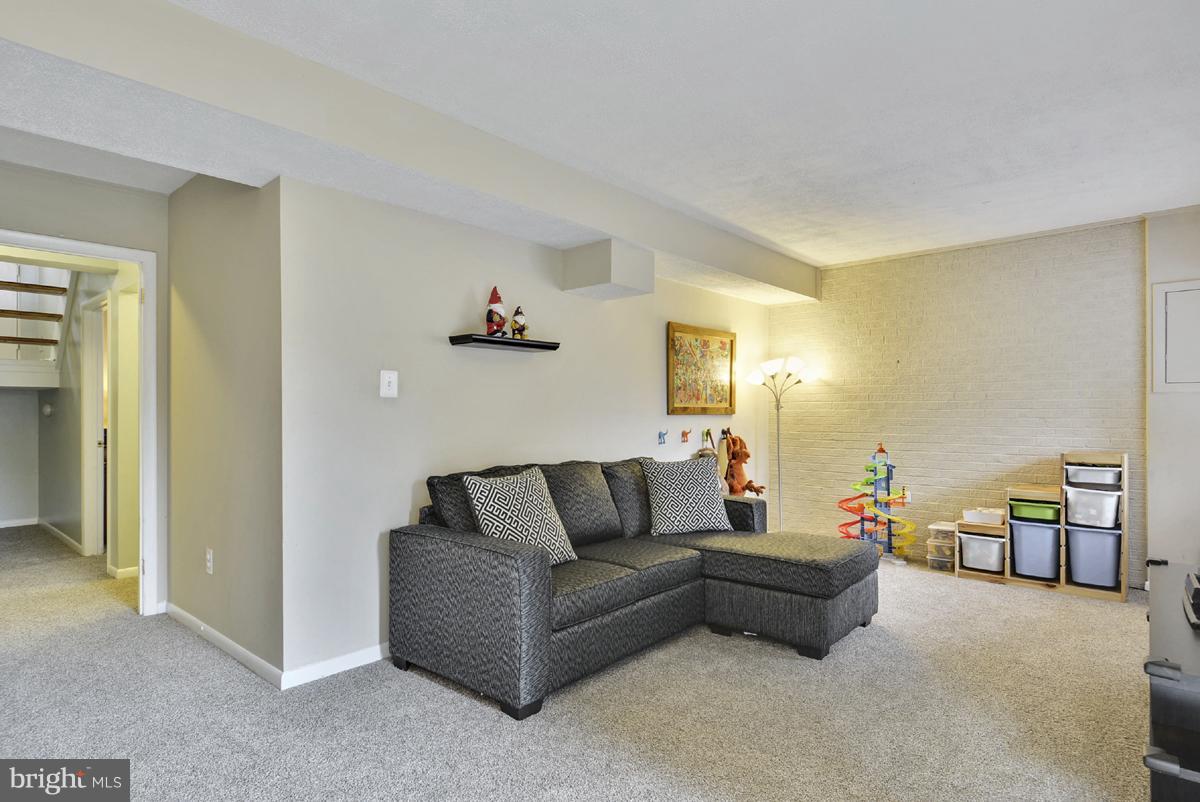 BLAKEVIEW - Residential