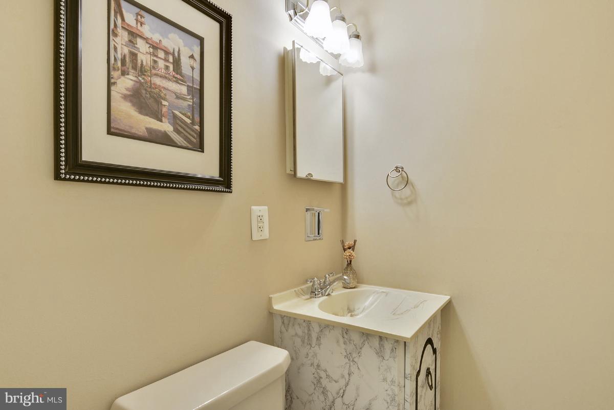 BLAKEVIEW - Residential