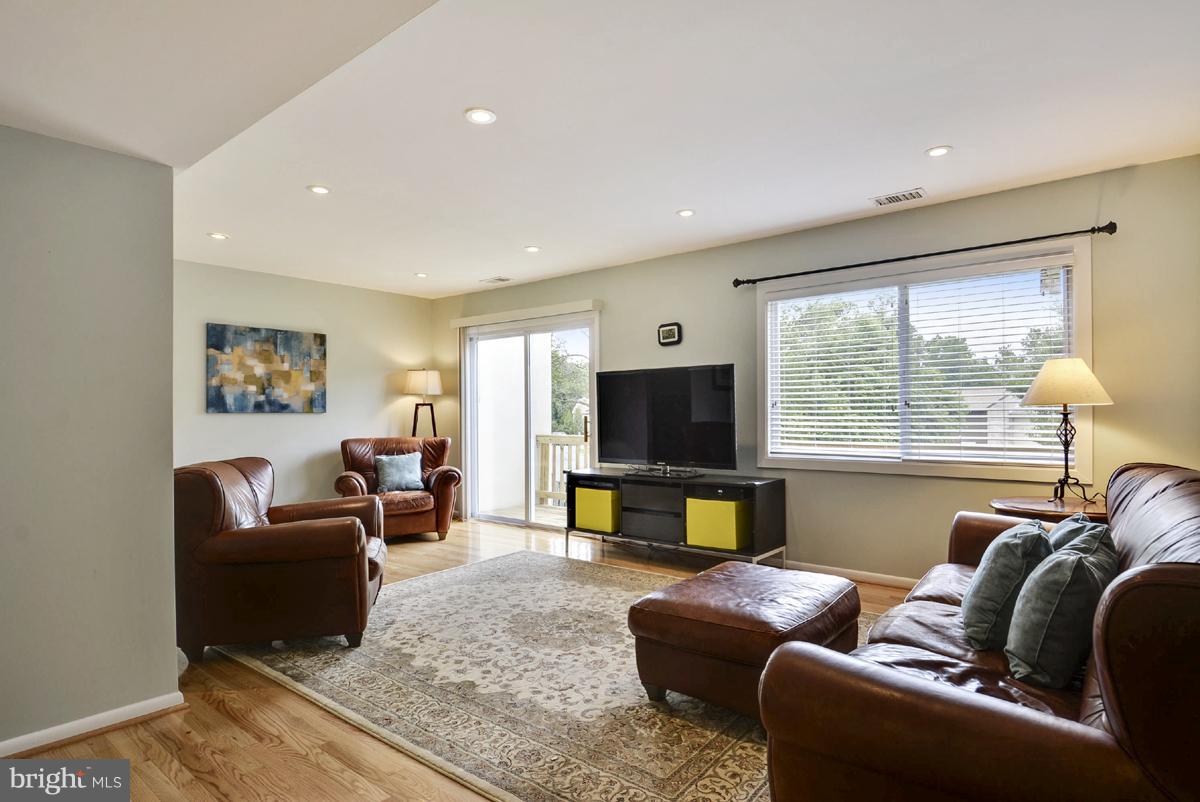 BLAKEVIEW - Residential