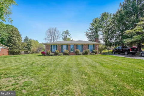 20077 Old Orange Road, Culpeper, VA MLS: VACU2010380