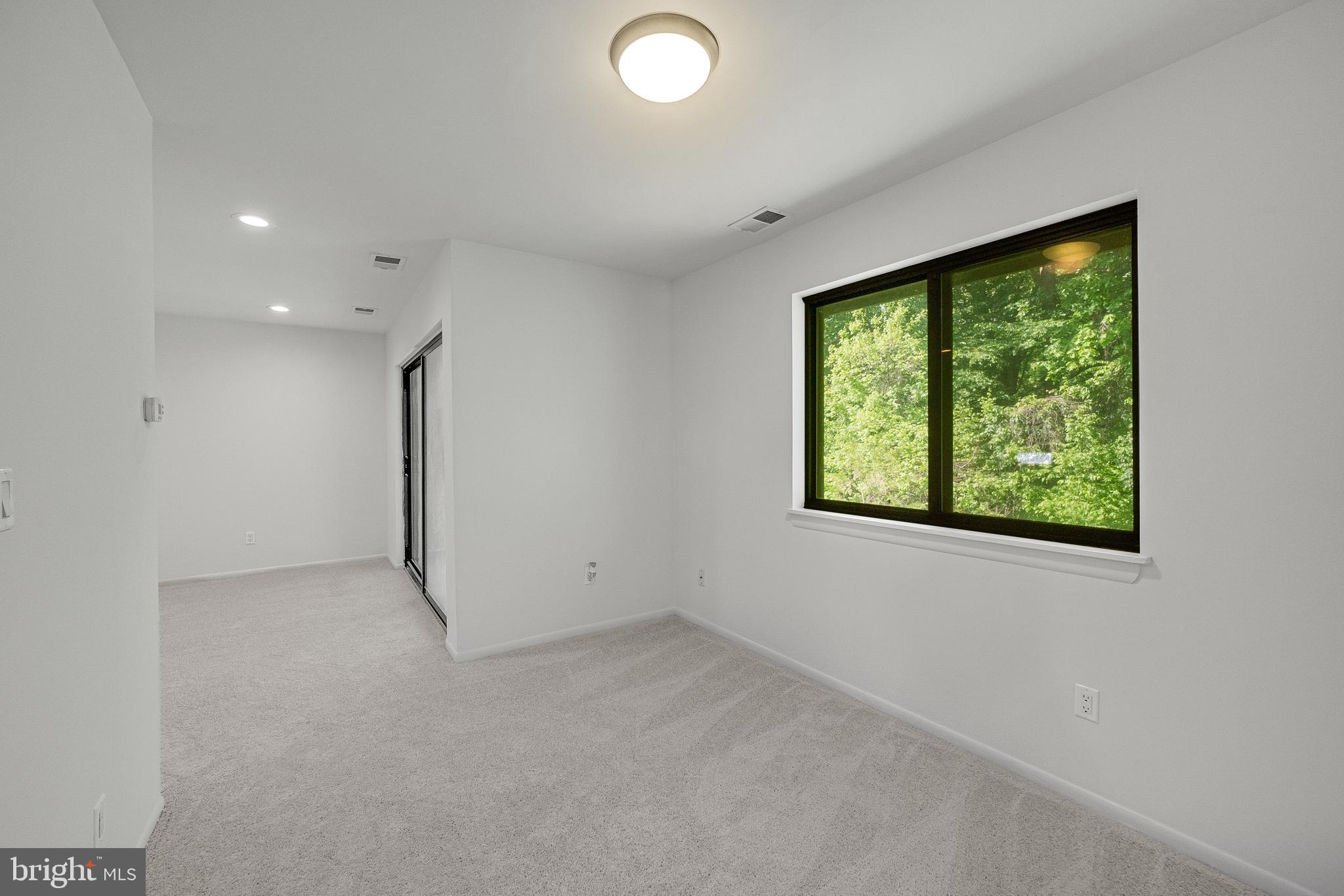 TREOVER CONDOMINIUM - Residential
