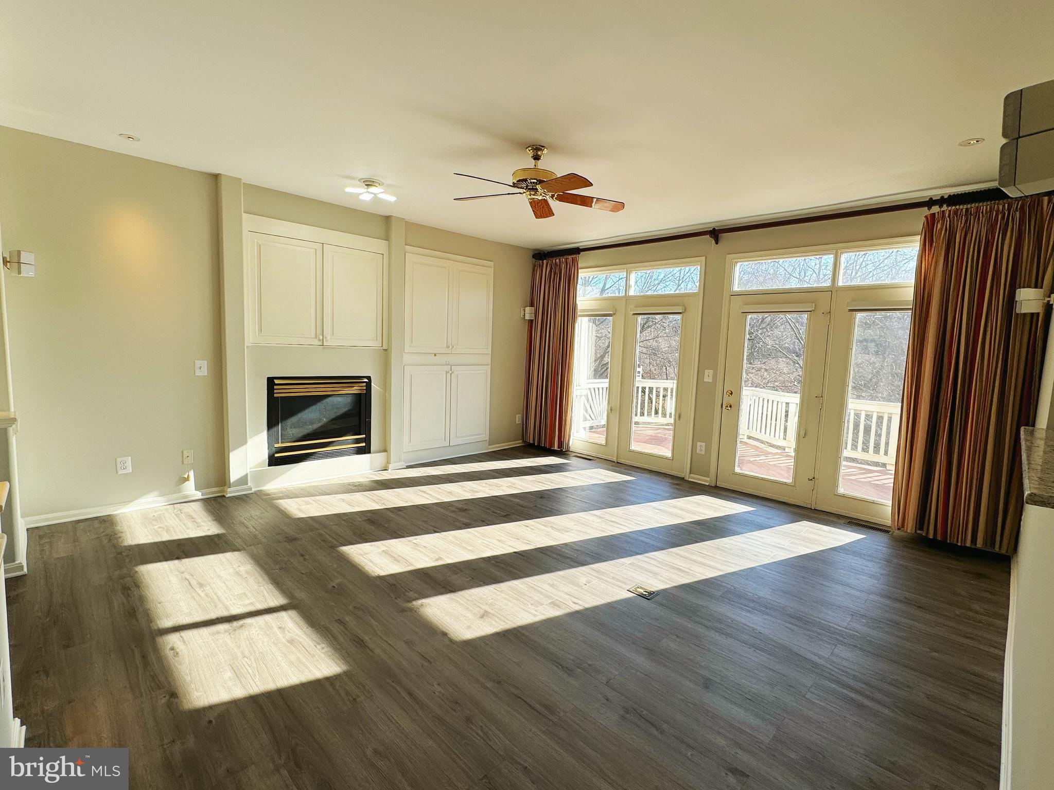 RETREAT AT SYCAMORE RIDG - Residential Lease