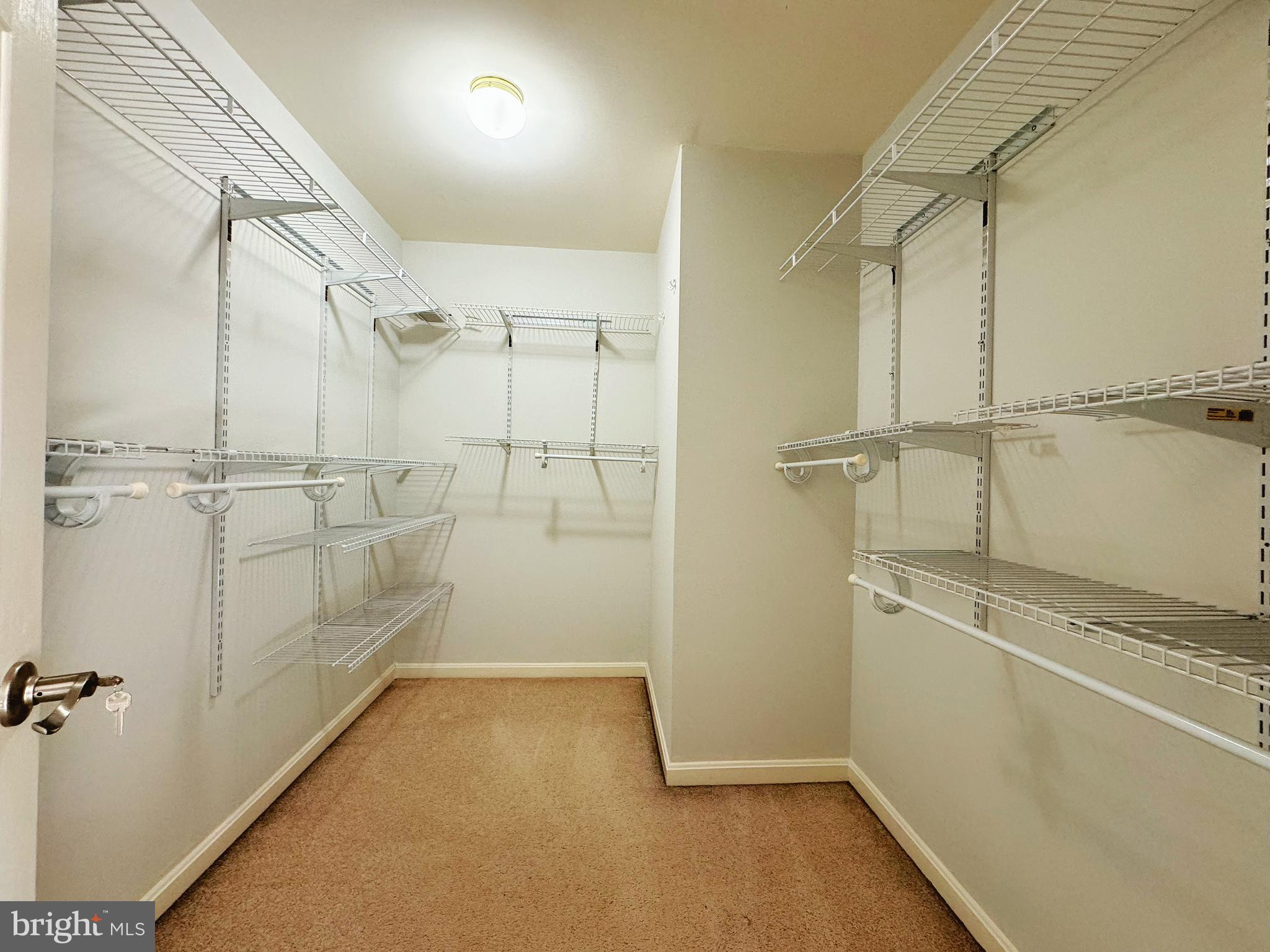 RETREAT AT SYCAMORE RIDG - Residential Lease