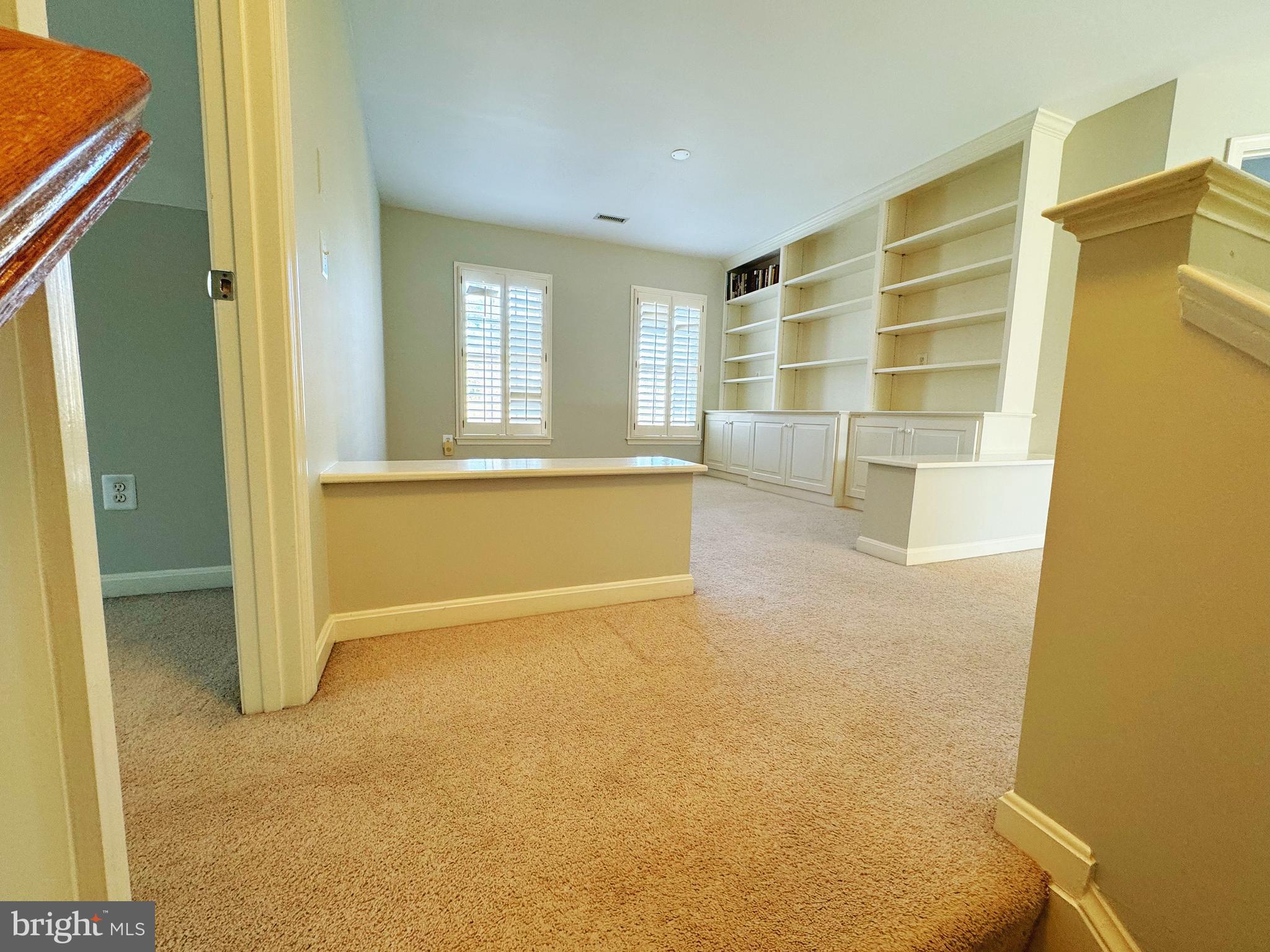 RETREAT AT SYCAMORE RIDG - Residential Lease