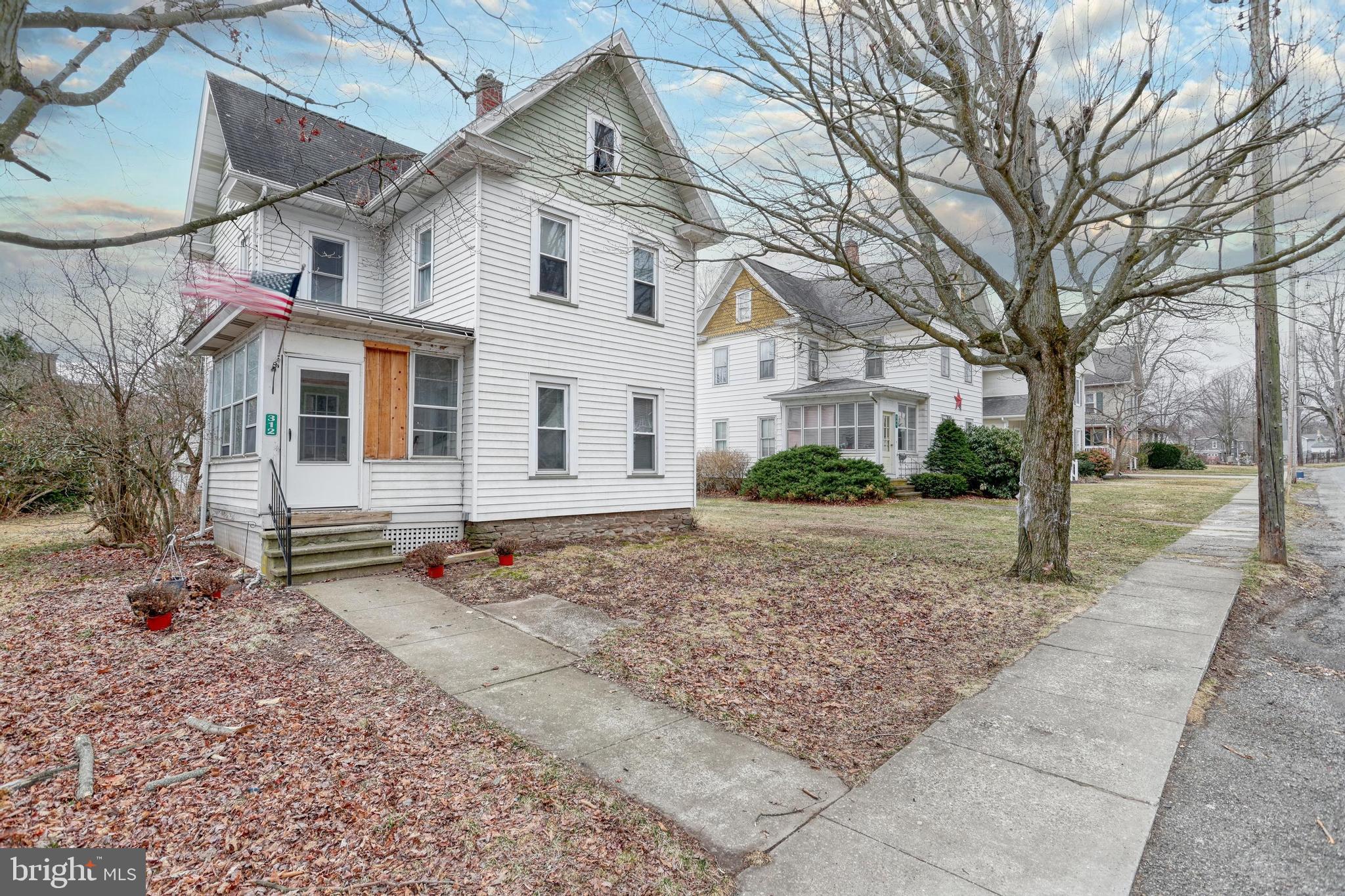 312 E UNION STREET