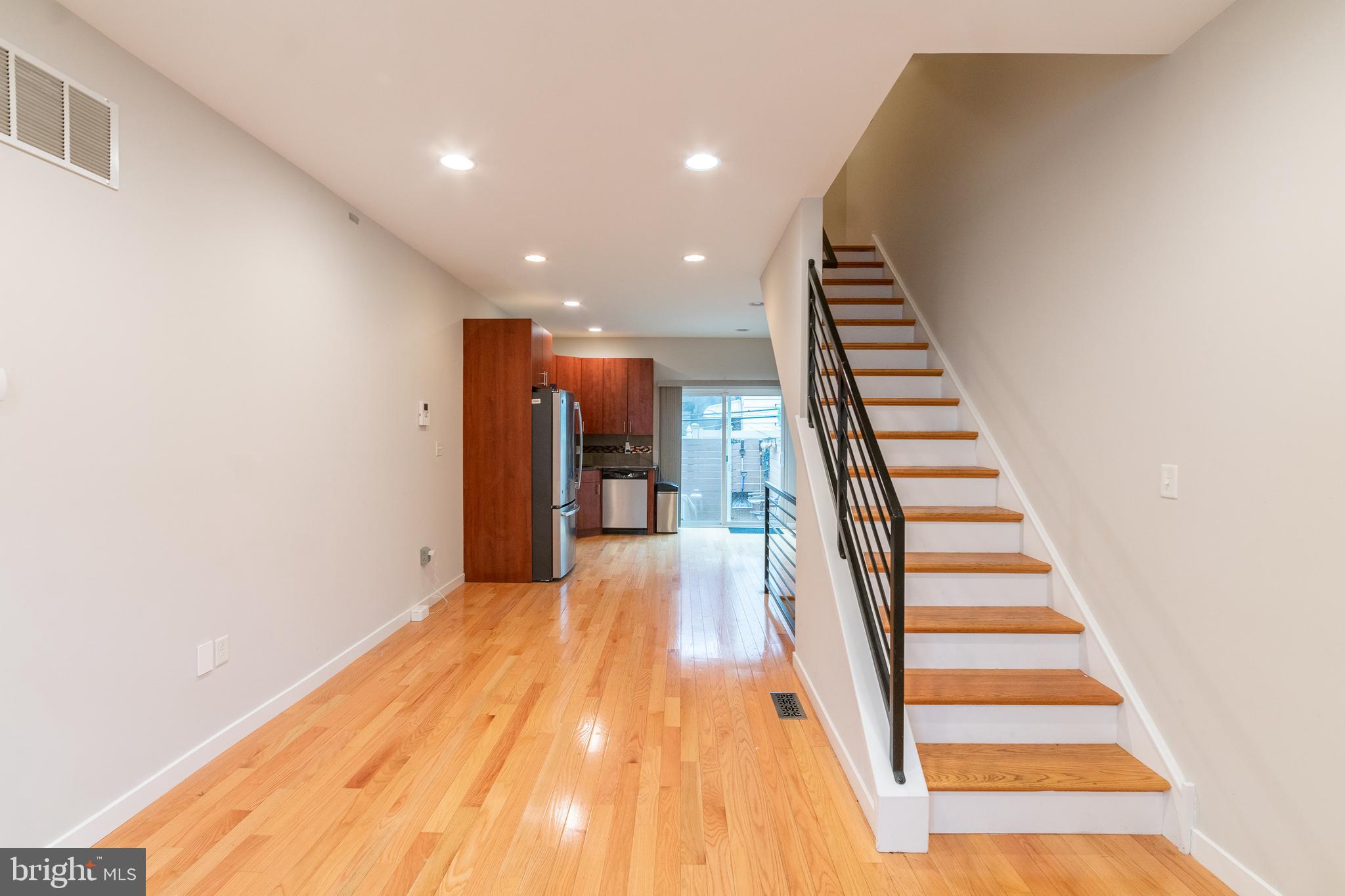 POINT BREEZE - Residential Lease