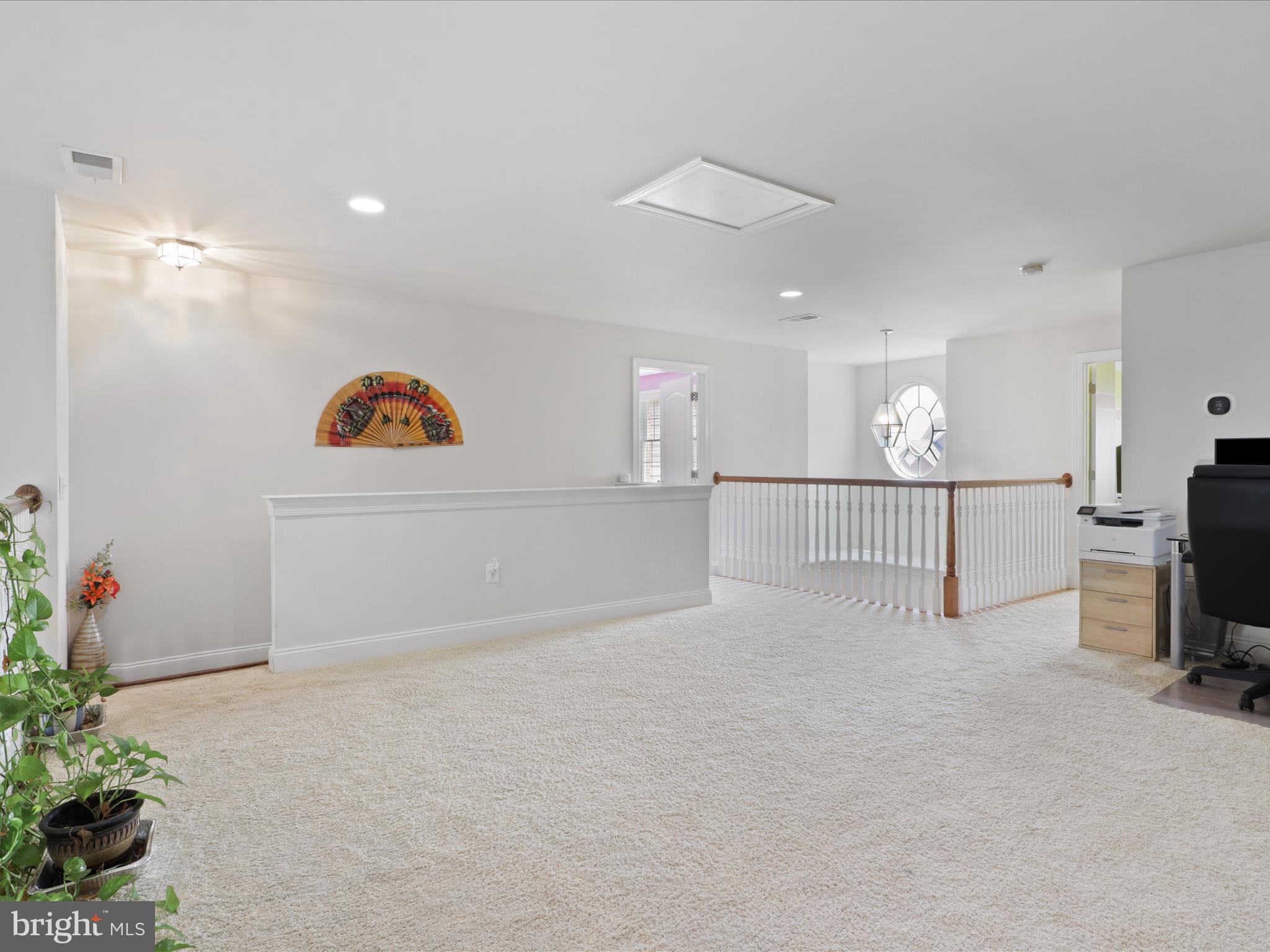 LOUDOUN VALLEY ESTATES 2 - Residential Lease